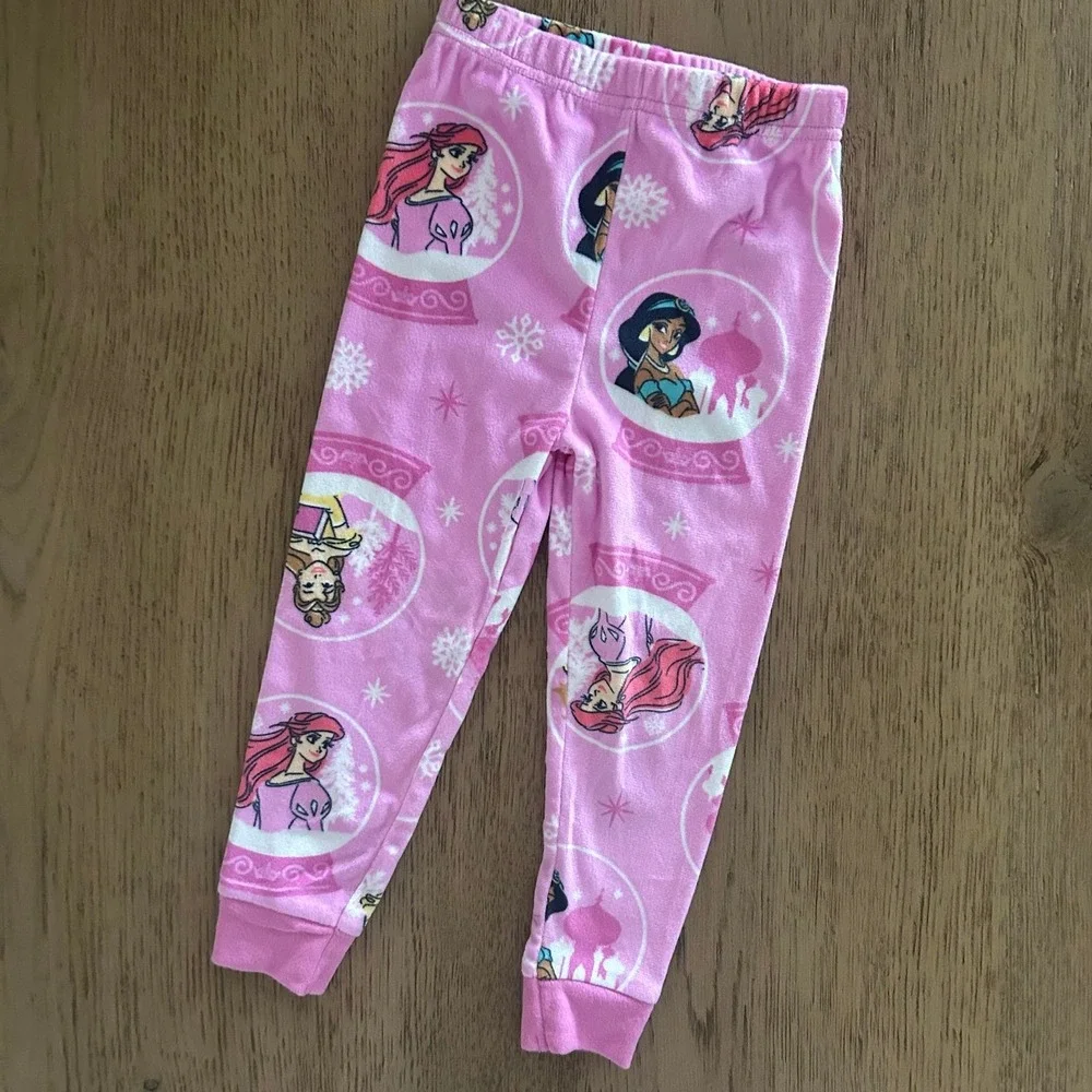 Disney Princess Pajamas Set 3T - New with Tags - Super Soft!